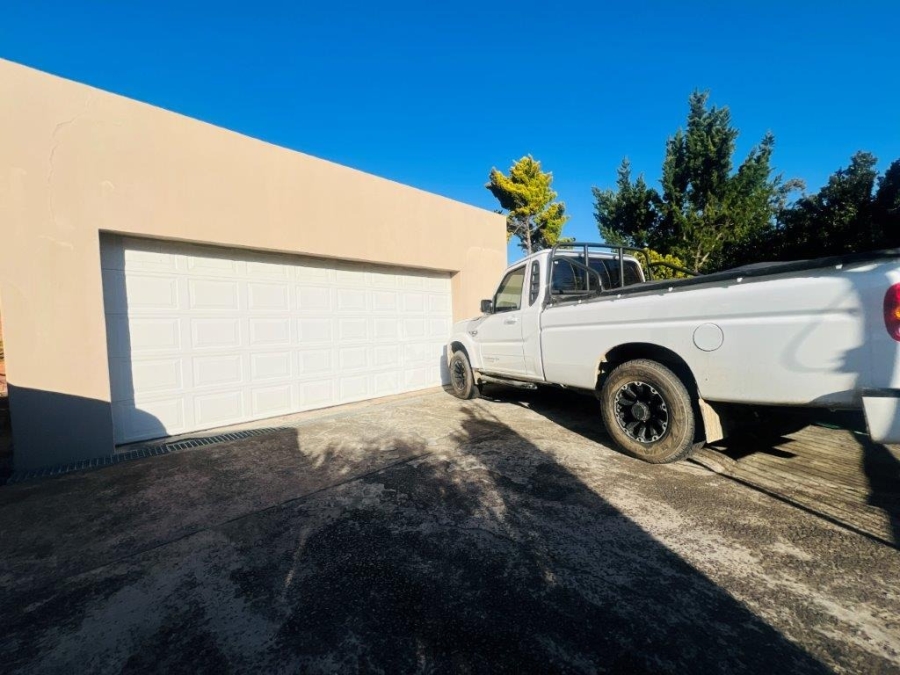 4 Bedroom Property for Sale in Chiselhurst Eastern Cape